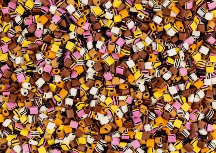 Schmidt Food & Drink* - Haribo Liquorice Wonders - 1000 Piece Jigsaw Puzzle